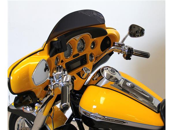 FLHTCUSE ULTRA CLASSIC CVO MY2012
