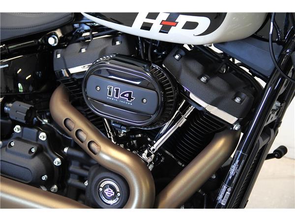 FXFBS FAT BOB 114 MY2022