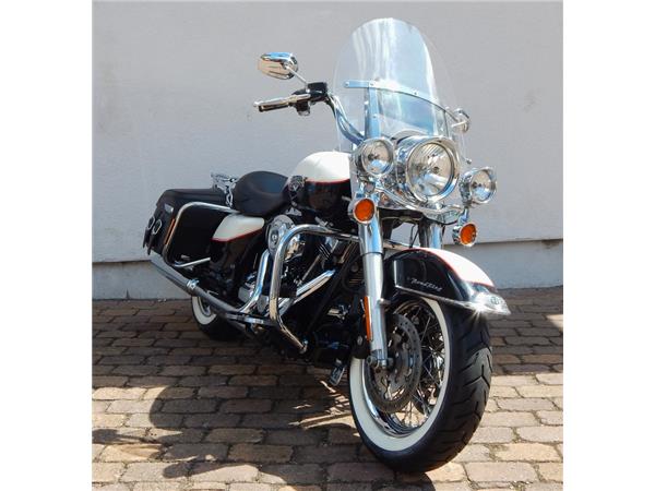 FLHRC103 ROAD KING CLASSIC 