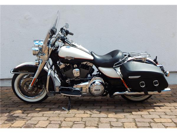 FLHRC103 ROAD KING CLASSIC 