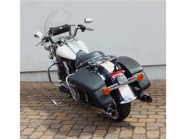 FLHRC103 ROAD KING CLASSIC 
