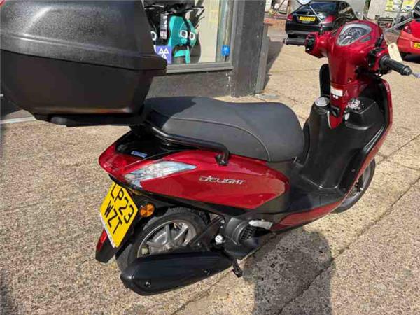 2023 Yamaha LTS 125 DELIGHT RED