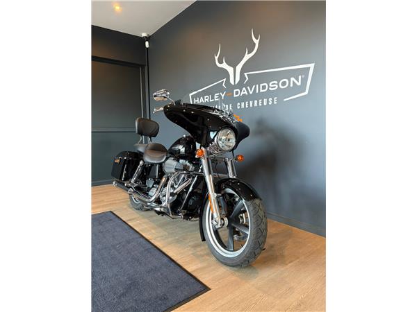 2015 HARLEY-DAVIDSON SWITCHBACK