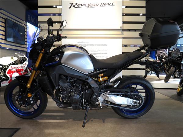 YAMAHA MT-09 SP