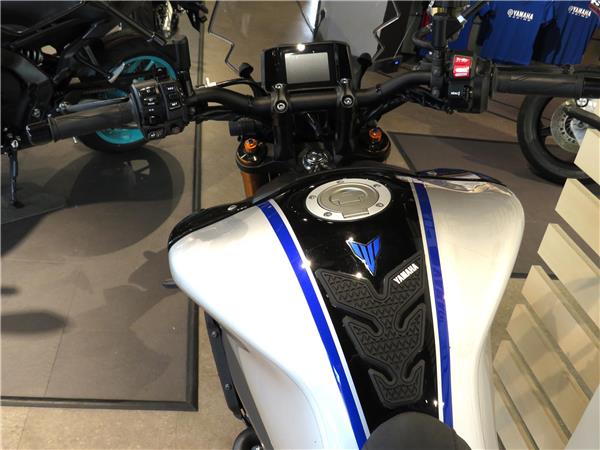 YAMAHA MT-09 SP