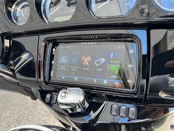 2018 Harley-Davidson Touring Electra Glide Ultra Limited FLHTK