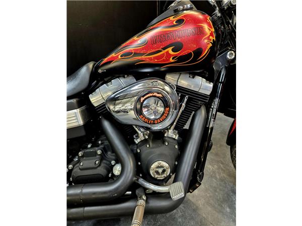 2011 HARLEY-DAVIDSON STREET BOB