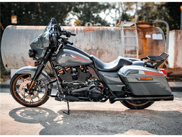 Street Glide ST 117 
