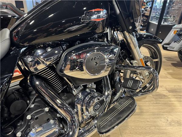 2024 Street Glide
