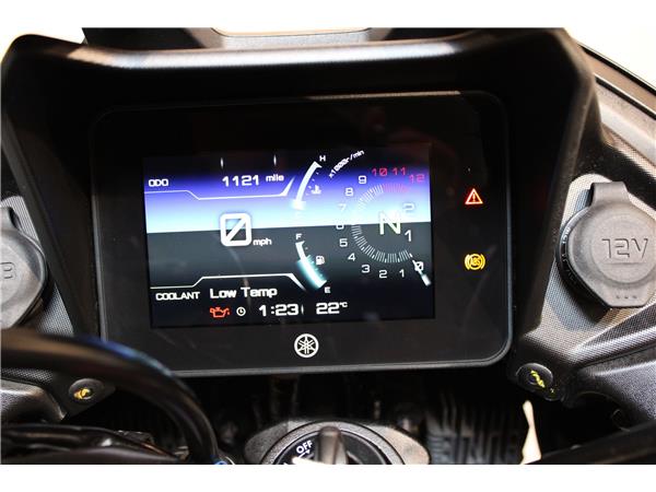 YAMAHA TRACER 7