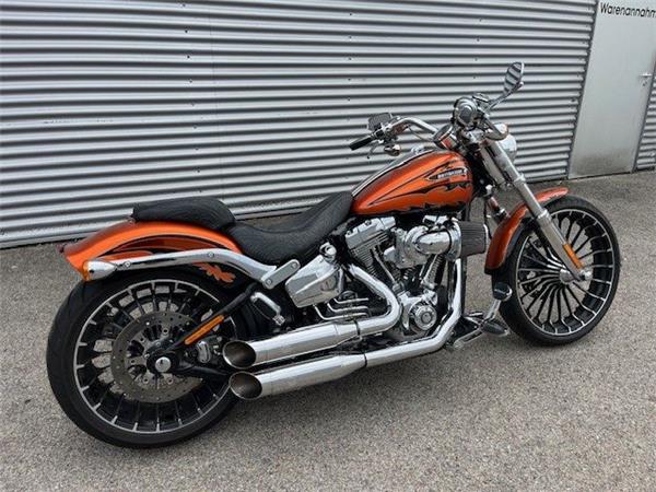 2014 Harley-Davidson CVO Breakout FXSBSE