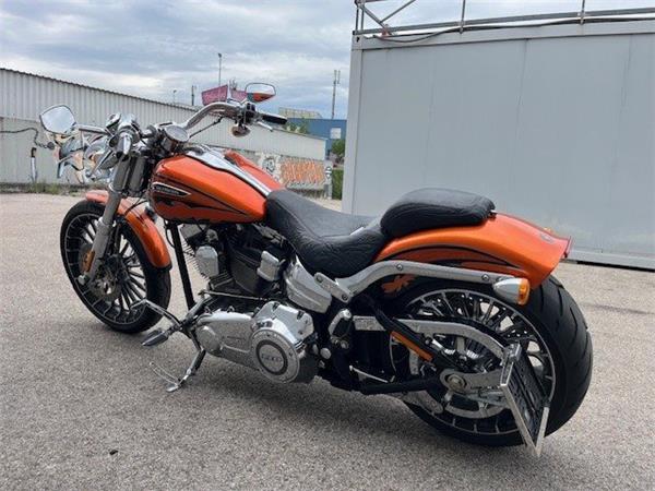 2014 Harley-Davidson CVO Breakout FXSBSE
