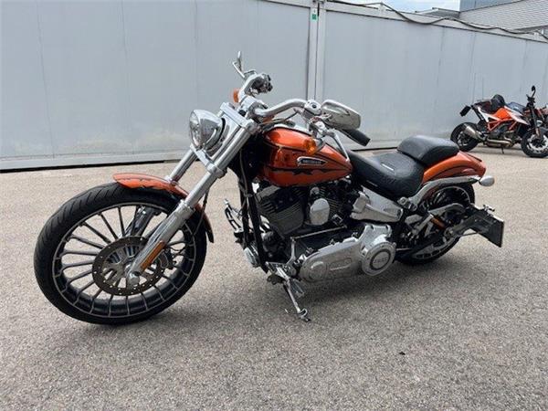 2014 Harley-Davidson CVO Breakout FXSBSE