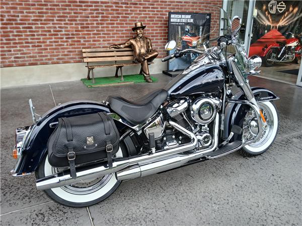 2019 HARLEY-DAVIDSON DELUXE