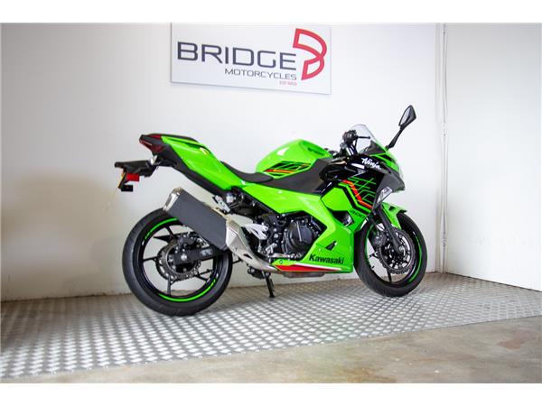 2024 KAWASAKI NINJA 400