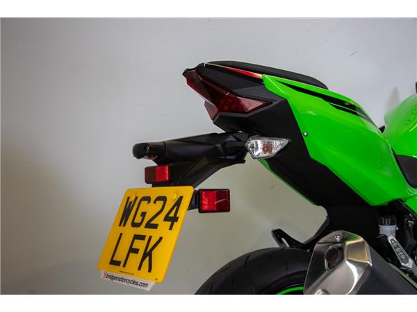 2024 KAWASAKI NINJA 400