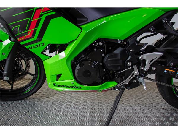 2024 KAWASAKI NINJA 400