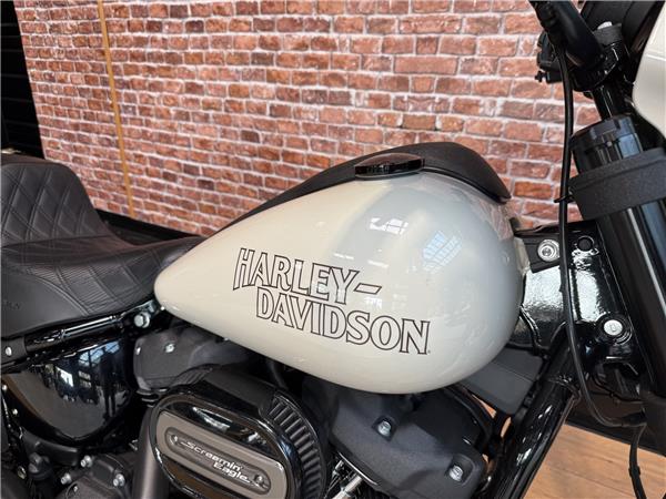 2023 HARLEY-DAVIDSON LOW RIDER