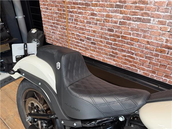 2023 HARLEY-DAVIDSON LOW RIDER