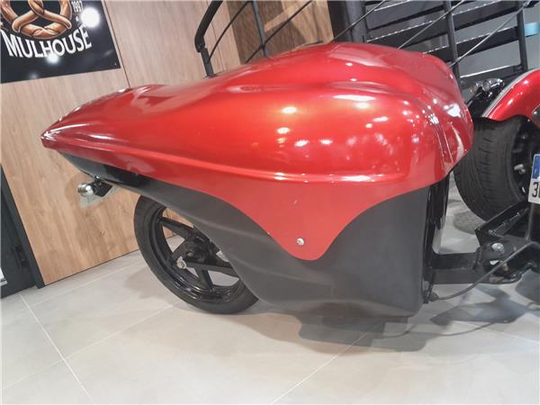 2013 HARLEY-DAVIDSON CUSTOM