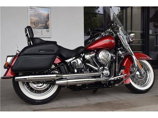 FLDE Softail DELUXE