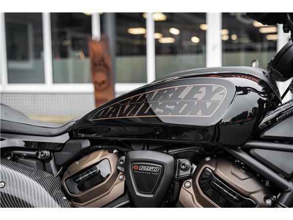 Harley-Davidson Kiel RH1250S Sportster S - Jekill&Hyde - seitl. Kennz