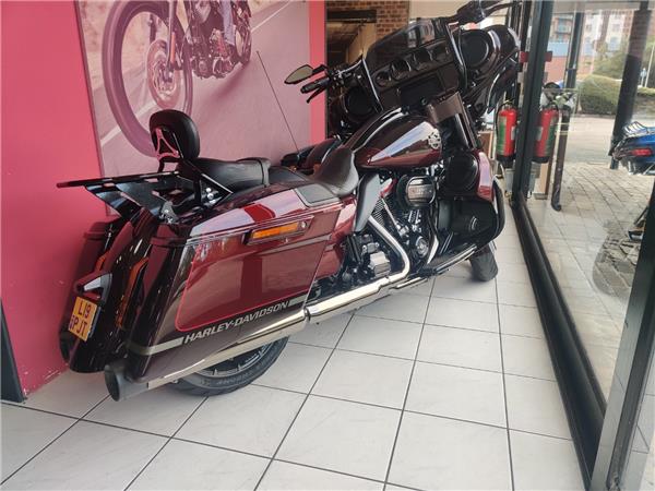 2019 HARLEY-DAVIDSON CVO FLHXSE STREET GLIDE