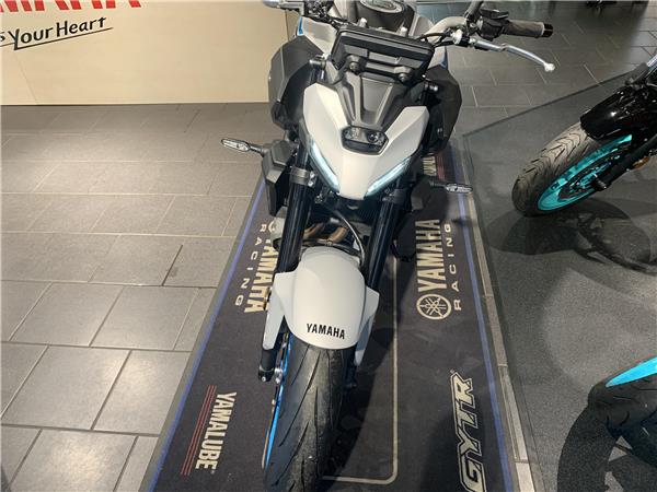 2025 Yamaha MT-07, Only 1200 miles, SAVE £705 !!