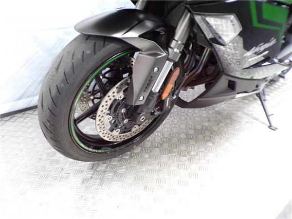 2025 Kawasaki Ninja 1000SX