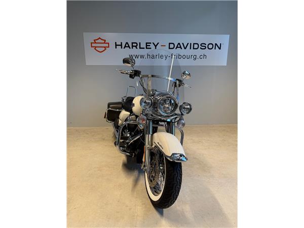 2017 HARLEY-DAVIDSON Touring FLHRC Road King Classic 107 ABS