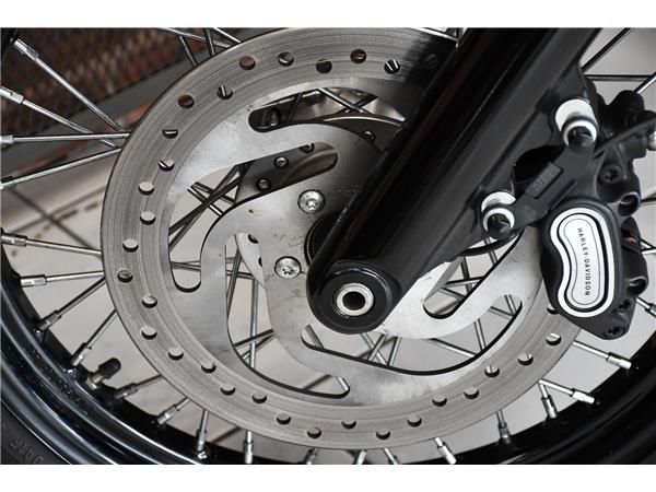 2019 HARLEY-DAVIDSON SOFTAIL FXBB STREET BOB
