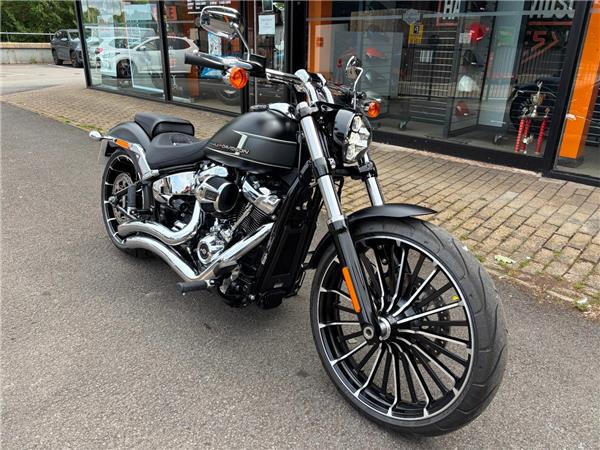 2024 HARLEY-DAVIDSON BREAKOUT 117 