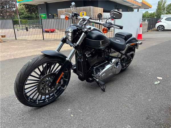 2024 HARLEY-DAVIDSON BREAKOUT 117 