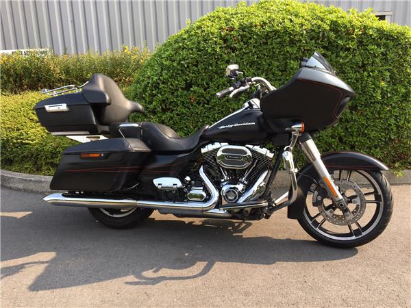 2014 HARLEY-DAVIDSON ROAD GLIDE