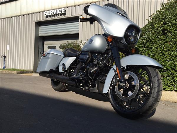 2023 HARLEY-DAVIDSON STREET GLIDE
