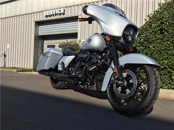 2023 HARLEY-DAVIDSON STREET GLIDE