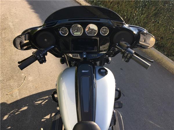 2023 HARLEY-DAVIDSON STREET GLIDE