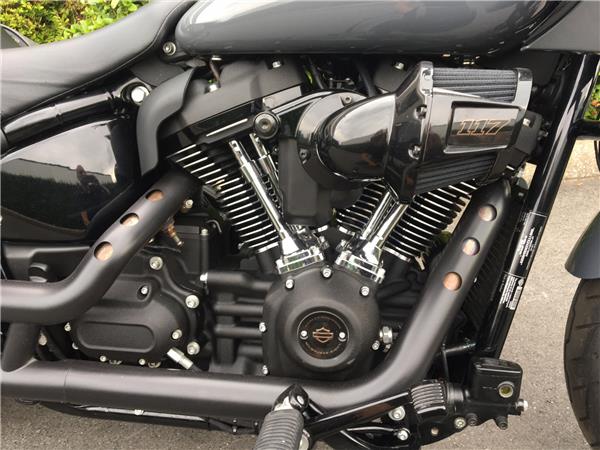2022 HARLEY-DAVIDSON LOW RIDER