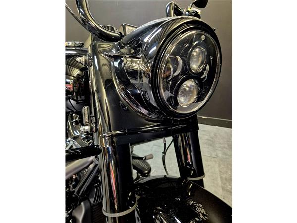 2024 HARLEY-DAVIDSON ROAD KING