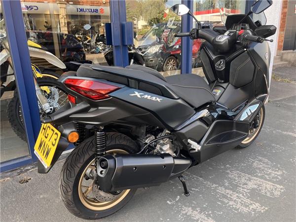 2024 Yamaha X-MAX