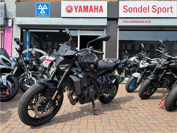 YAMAHA MT09 Y-AMT