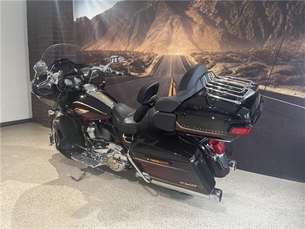 FLTRKSEANV CVO ROAD GLIDE Anni 120th CVO