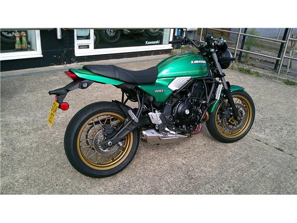 2024 Kawasaki Z650 RS