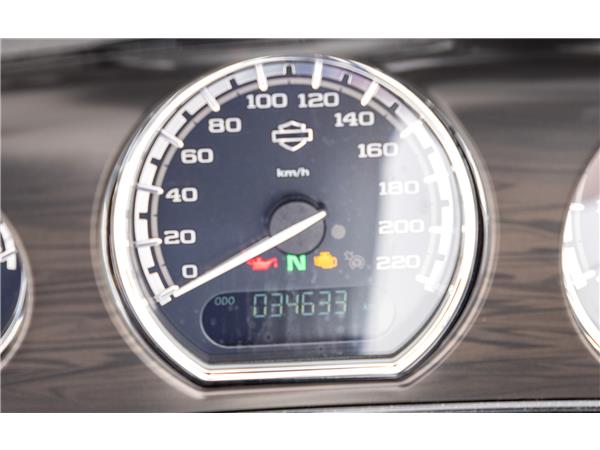 2017 harley-davidson FLHXSE Street Glide ABS CVO 114