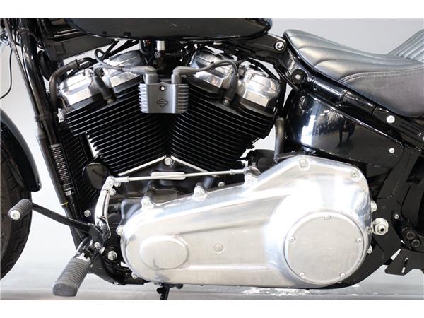 2021 HARLEY-DAVIDSON SOFTAIL FXST STANDARD