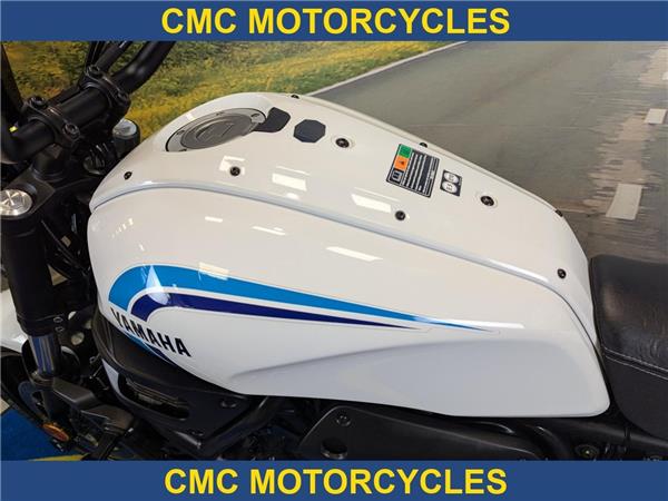  Yamaha XSR700 XSR 700