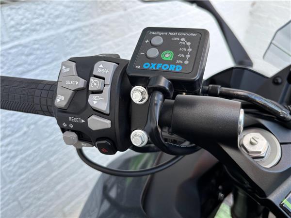 2024 Kawasaki Ninja 1000SX