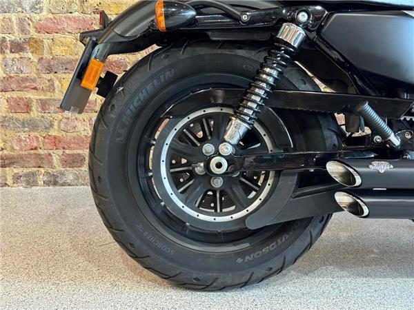 2015 Harley-Davidson 19HD-XL883L