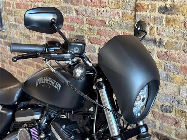 2015 Harley-Davidson 19HD-XL883L