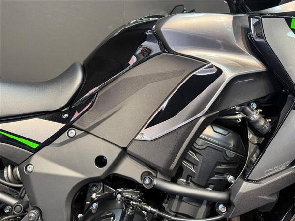 2025 Kawasaki Versys 1100